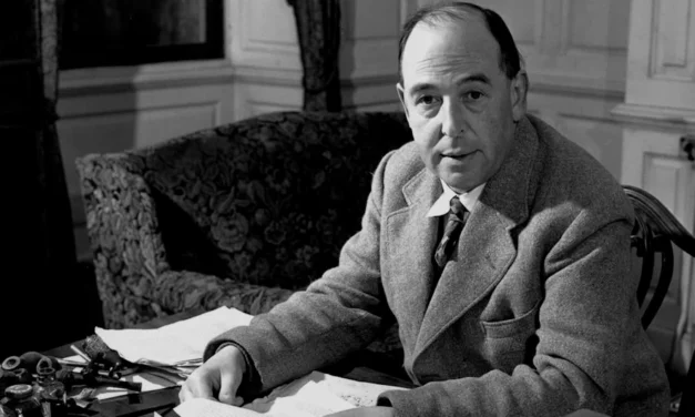 C.S. Lewis: una larga travesía hasta la trascendencia