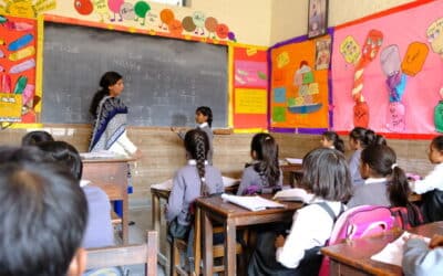Piden más seguridad después del asesinato de dos niñas en escuela católica