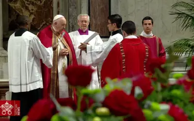 Pentecostés. El Papa invita a buscar armonía en el Espíritu Santo y no en sucedáneos