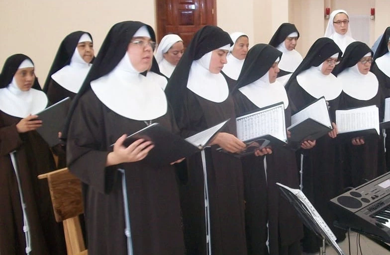 Ser monja (religiosa) de las Hermanas Capuchinas franciscanas by