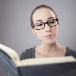 Agoniza la lectura