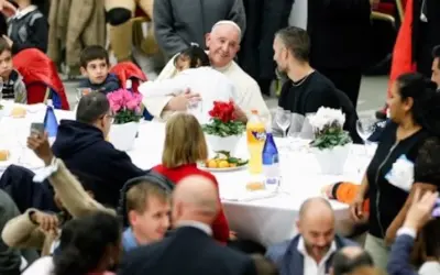 El Papa: Los pobres no son imágenes para conmover, sino personas que exigen dignidad