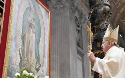 El Papa: En los momentos difíciles, invoquemos a María, nuestra Madre
