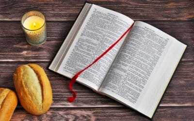 Dios ofrece su palabra y su pan a todos