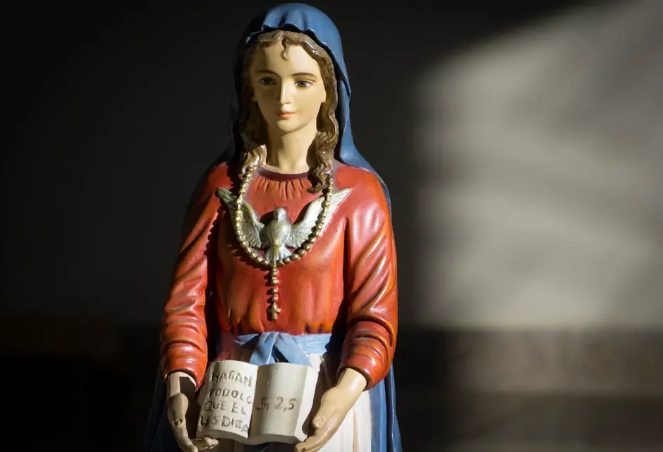 El misterio fontal y luminoso de la Santísima Virgen María
