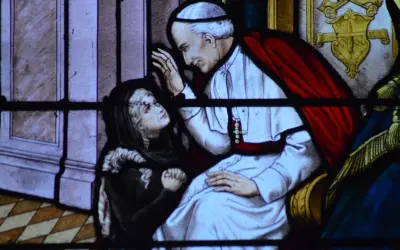 Santa Teresita: “Una mujer fuerte con espiritualidad sólida” Entrevista