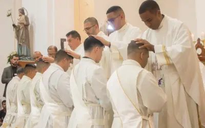 Tres elementos centrales de la vida sacerdotal