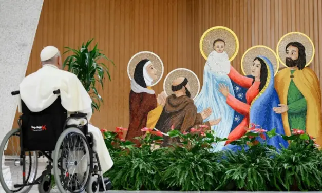 Ante el pesebre volvemos a lo esencial, las personas antes que las cosas