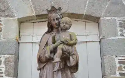 La Divina Maternidad de Santa María