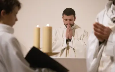 La figura del sacerdote como agente de paz