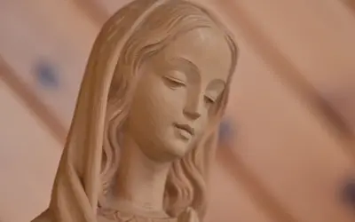 Miradas a la Virgen