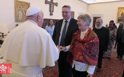 El Papa: Con las parejas jóvenes, generen pequeñas «Iglesias domésticas»