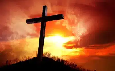 La cruz es parte inseparable del misterio pascual que incluye pasión, muerte y resurrección