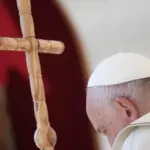 Papa Francisco y baculo