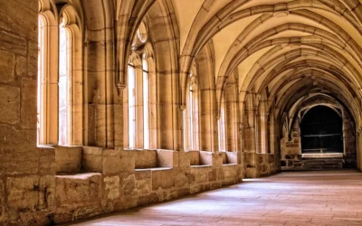 Encontrar la paz en el monasterio y en el mundo