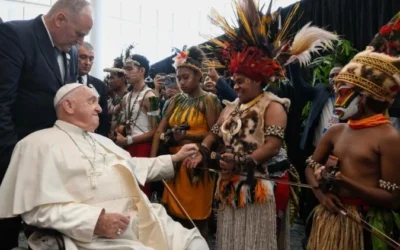 El Papa: Papúa Nueva Guinea, tierra de «extraordinaria riqueza cultural»