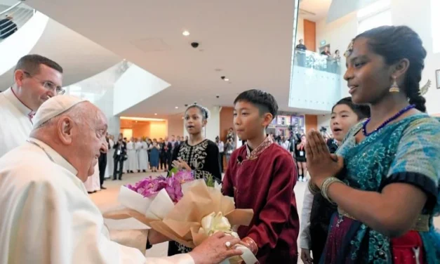 El Papa llegó a Singapur, la última etapa de su 45º Viaje Apostólico