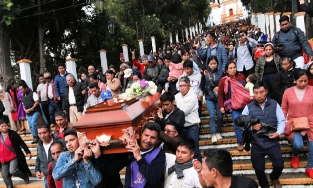 Asesinato del padre Marcelo Pérez expone la violencia en Chiapas