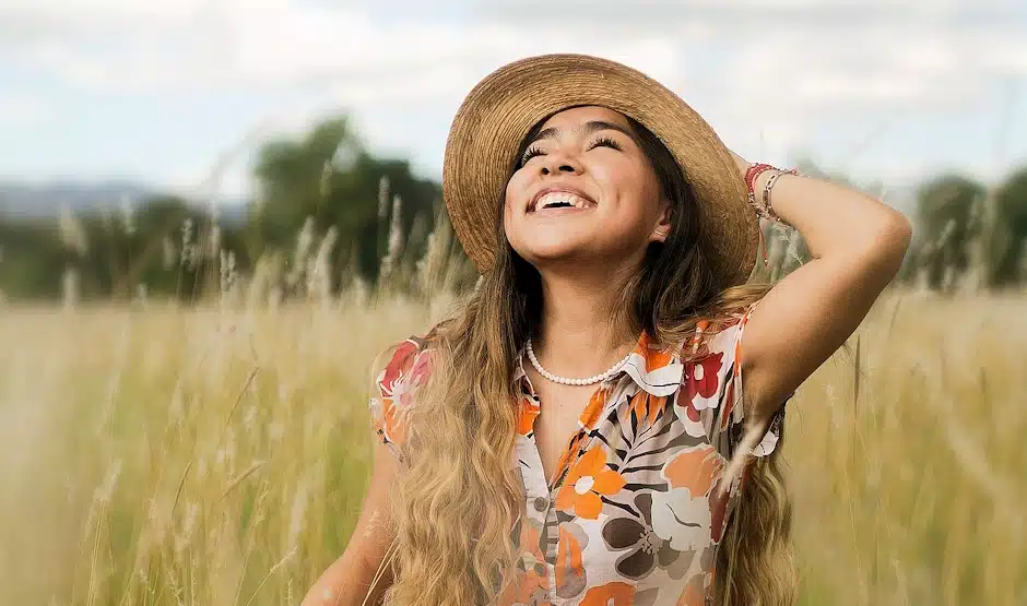 Mujer que alegra y aligera la vida