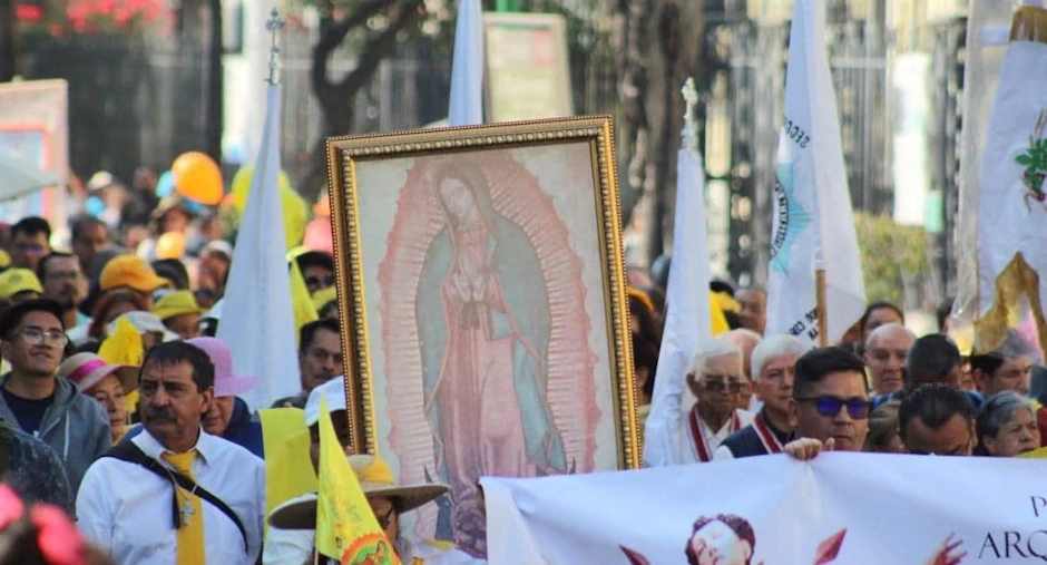 ¿Qué pidieron los mexicanos a la Guadalupana en su 493 aniversario?