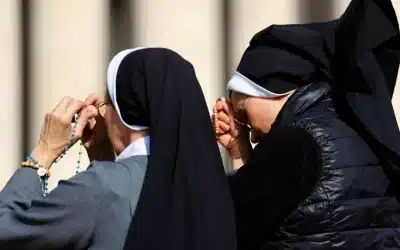 El Papa: Rezo por la paz. Desde aquí la guerra parece aún más absurda