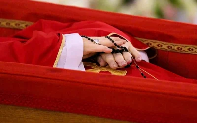 La voz del Papa: La esperanza cristiana y la realidad de la muerte
