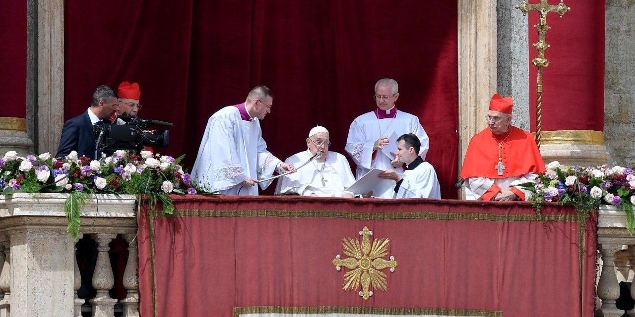 El Papa en el Urbi et Orbi: ¡No más estruendos de armas!