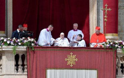 El Papa en el Urbi et Orbi: ¡No más estruendos de armas!