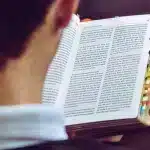 Leer y asimilar las Escrituras