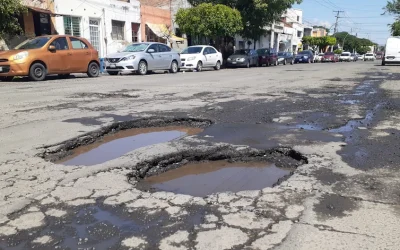 Baches en calles y aceras