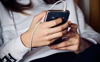 Adicciones al celular, móvil y pantallas