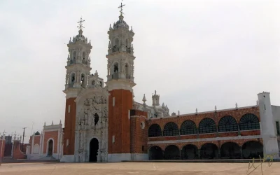 Raíces de piedra y fe, medio milenio de catolicismo estructural en México