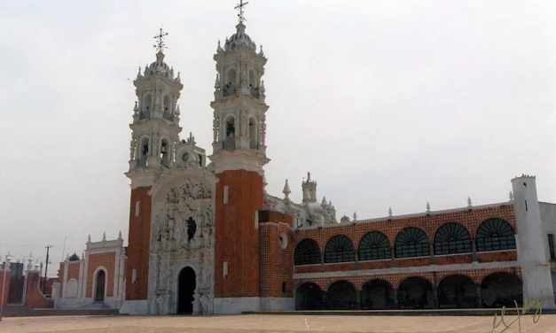 Raíces de piedra y fe, medio milenio de catolicismo estructural en México