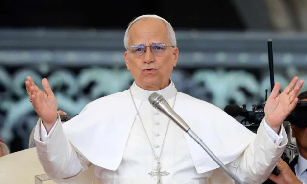Pugna de valores morales en la autoridad pontificia