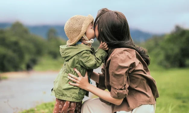 El amor maternal fortalece a la familia