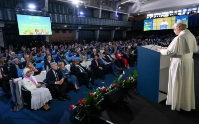 León XIV pide erradicar el hambre y denuncia las desigualdades en su visita a la FAO