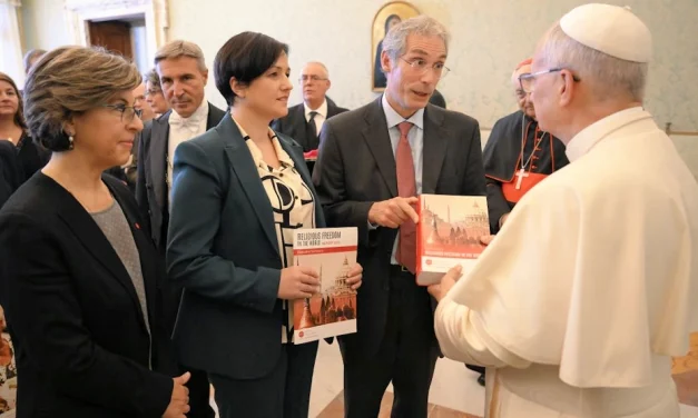 La libertad religiosa explicada en ocho ideas de León XIV