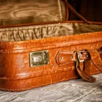 Al hacer la maleta suitcase-3297015_1280