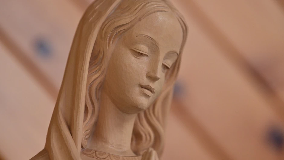 Nota doctrinal sobre los títulos marianos: La Madre del Pueblo Fiel, no Corredentora