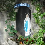 our-lady-1267979_1280