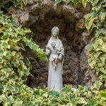 sculpture-805296_1280