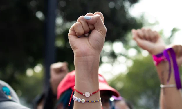 Un breviario contra el poder