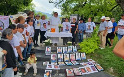 La paz se tiene que negociar: Padre Filiberto Velázquez