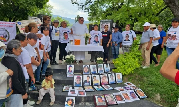 La paz se tiene que negociar: Padre Filiberto Velázquez