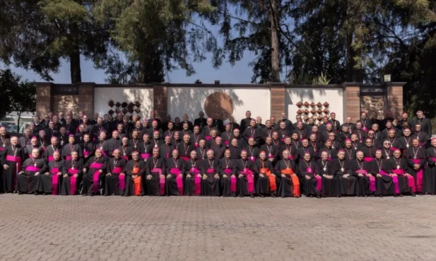 Reordenamiento y renovación episcopal; fin de una era