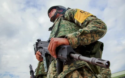 Las armas y el dinero pretenden dominar