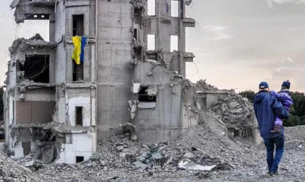 Cuatro años de destrucción en Ucrania: Dejemos de gestionar la guerra