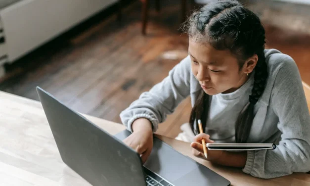 Escuela e Inteligencia Artificial: Cómo gestionarla de forma responsable y consciente