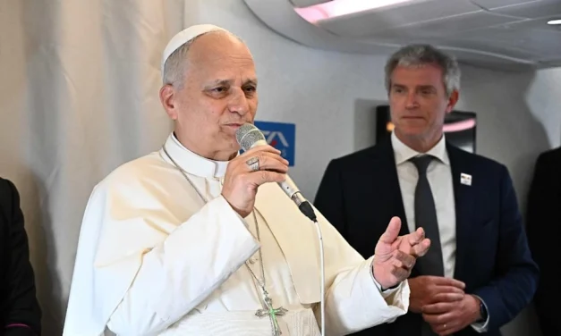 El Papa: estoy en África para animar a los católicos, no para debatir con Trump
