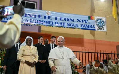 León XIV a los huérfanos de Yaundé: Llamados a un futuro más grande que sus heridas